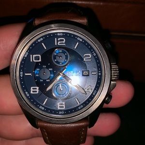 Relic watch by fossil